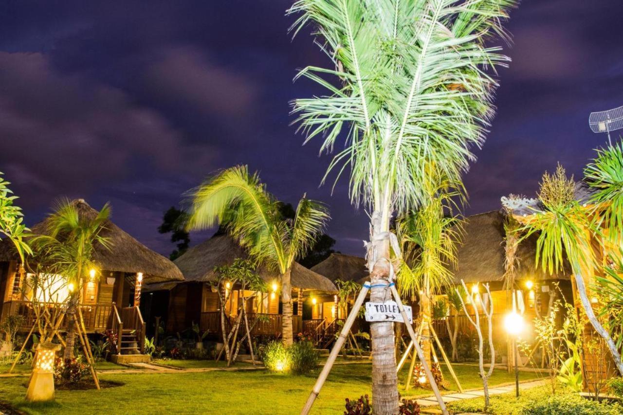 Koji Garden Huts Hotel Нуса Лембонган Екстериор снимка