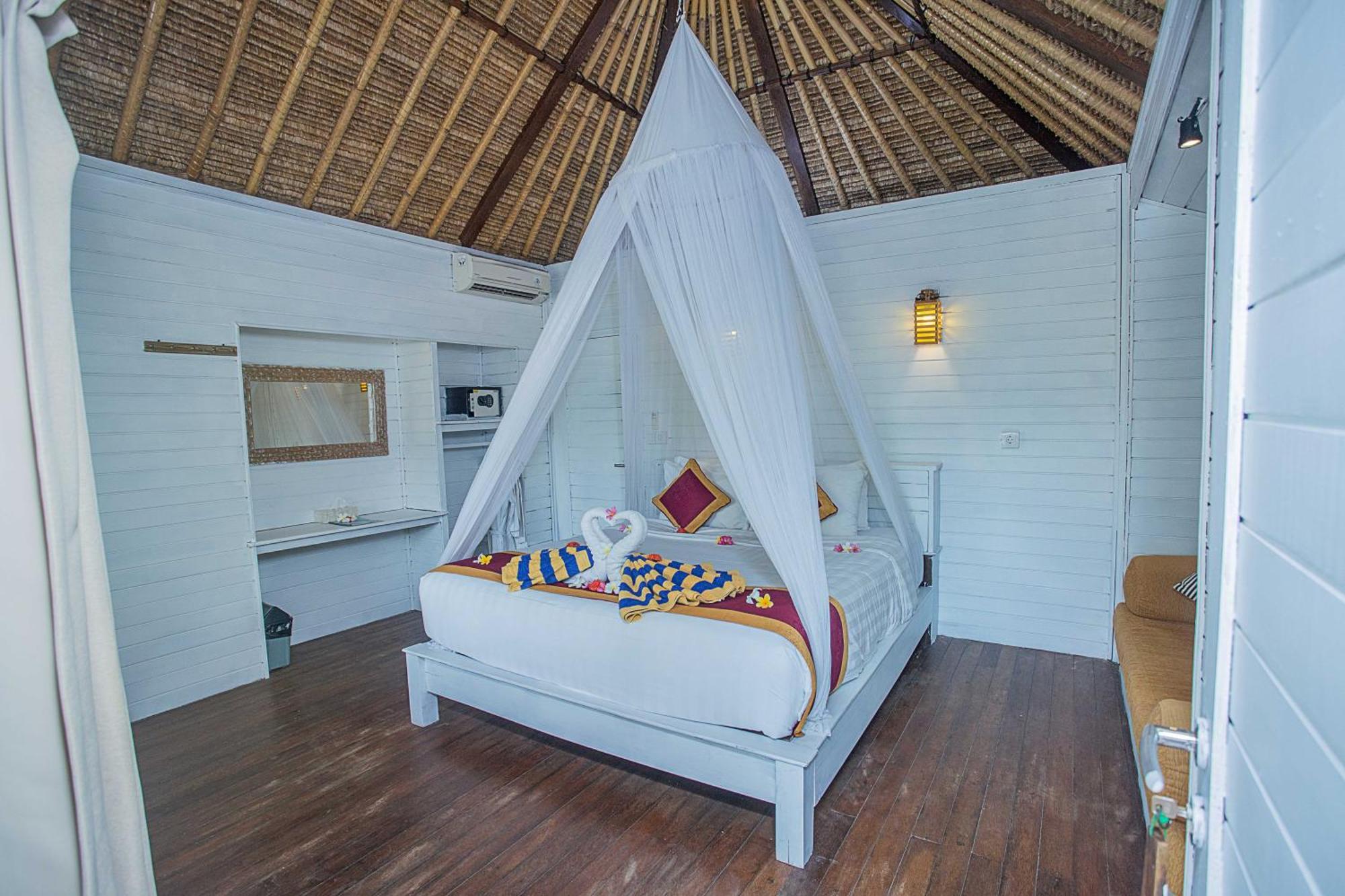 Koji Garden Huts Hotel Нуса Лембонган Екстериор снимка