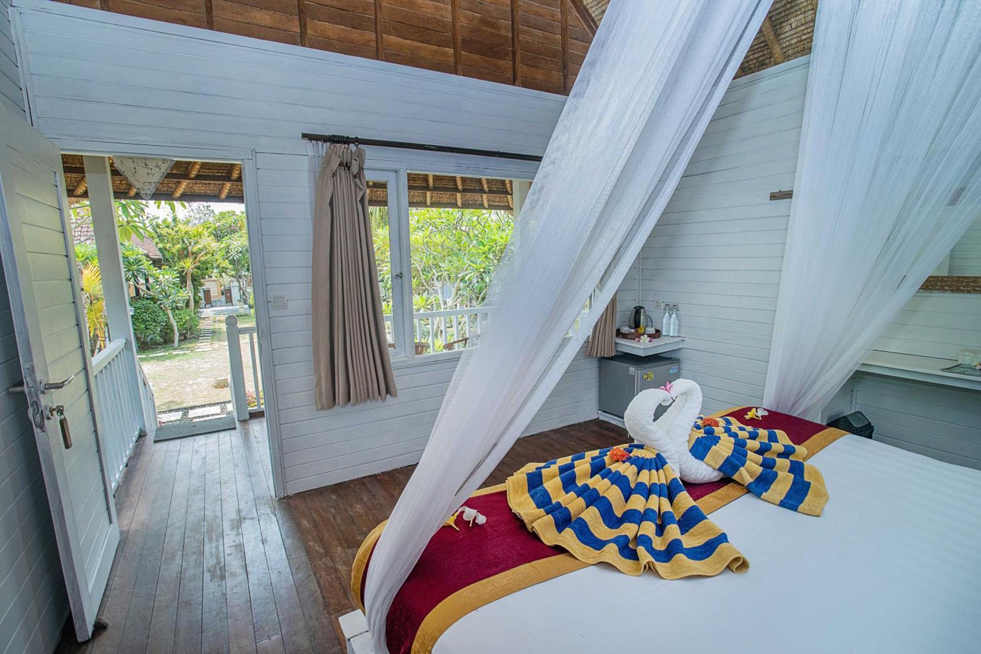 Koji Garden Huts Hotel Нуса Лембонган Екстериор снимка