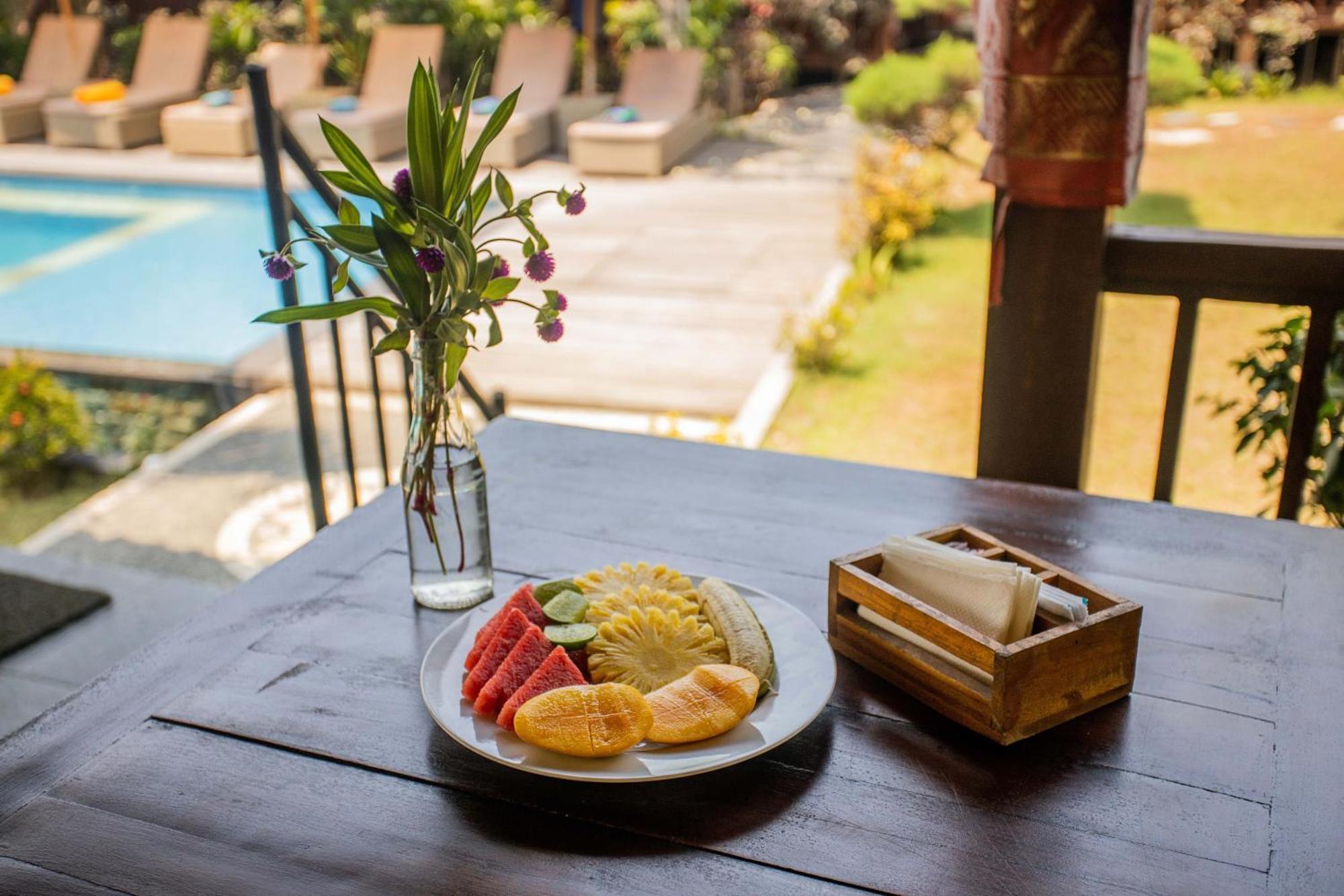 Koji Garden Huts Hotel Нуса Лембонган Екстериор снимка